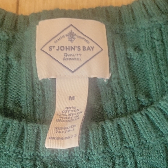 St. John's Bay Green Cable Knit Sweater - Picture 2 of 4